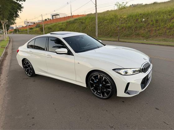 BMW 320i 2.0 16V TURBO FLEX M SPORT AUTOMÁTICO BMW 320i 2.0 16V TURBO FLEX M SPORT AUTOMÁTICO